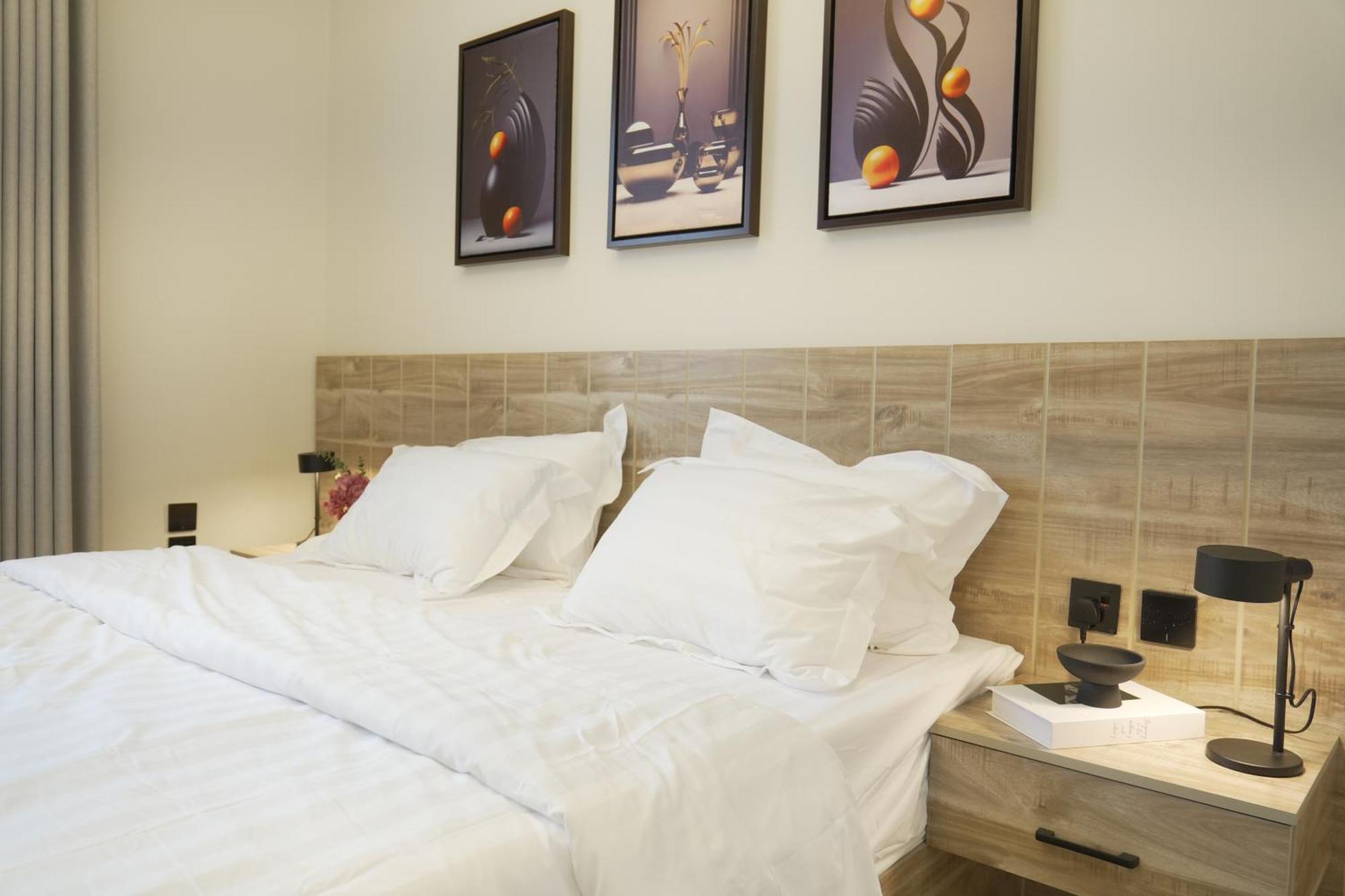 Cozy, Modern, Furniture Apartment *